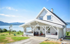 Amazing Apartment In Fjelberg With House Sea View